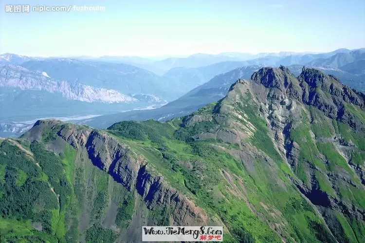 做梦梦见在山上跑 做梦梦见自己从山上下不来插图