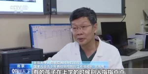 调整姿势就能“治好”孩子脊柱侧弯？家长请注意这些误区缩略图